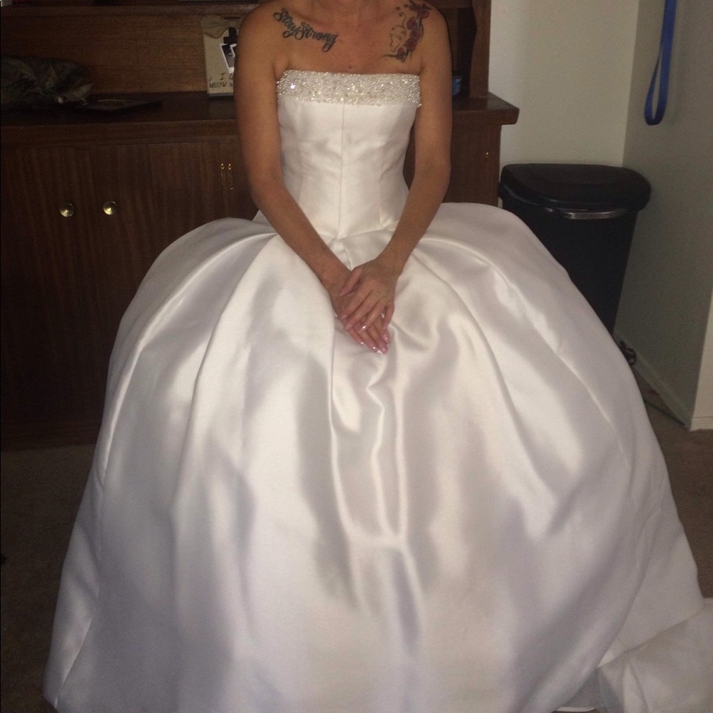 Wedding dress